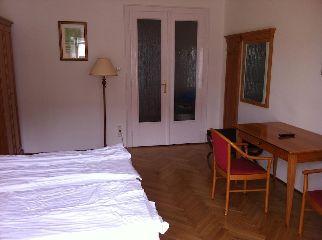 Budapest Flat Rent Rum bild